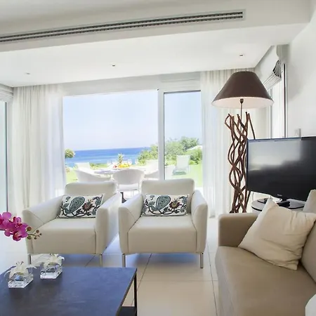 别墅 Imagine Your Family Renting This Luxury Beachfront Villa, 1541 *