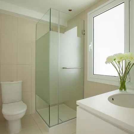 Imagine Your Family Renting This Luxury Beachfront Villa, 1541 别墅